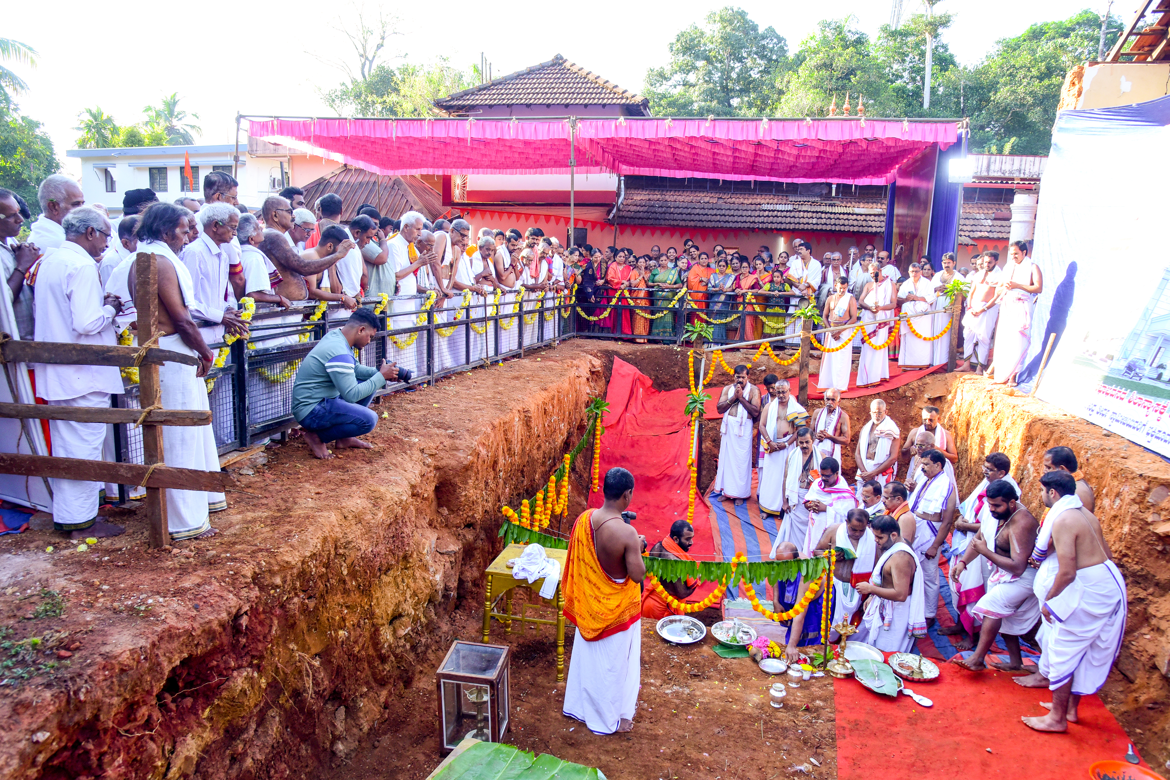 Homeslide Shri Lakshmi Venkataramana Temple